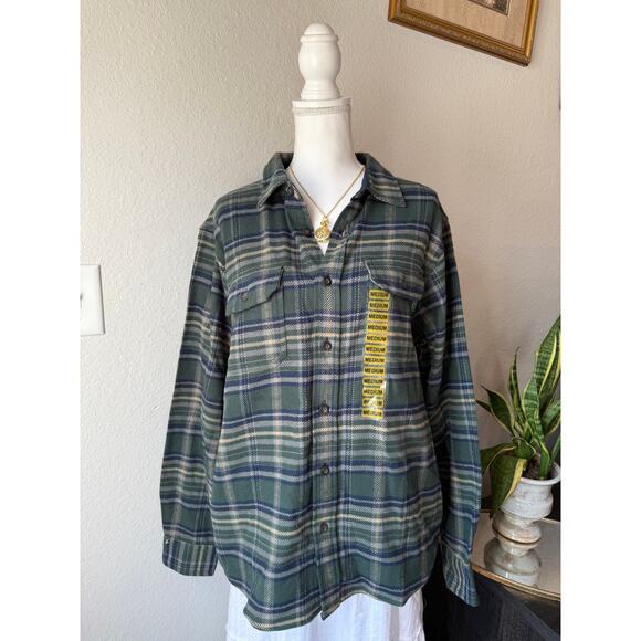 Woolrich Flannel - Picture 1 of 3